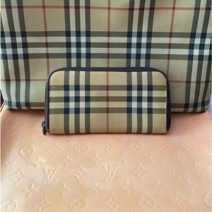 Burberry Long Wallet